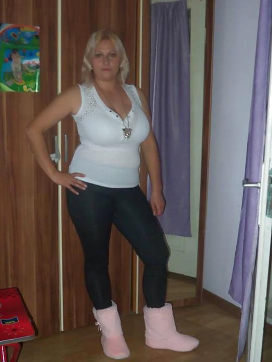14P Romanian Huge Tits Amateur 2