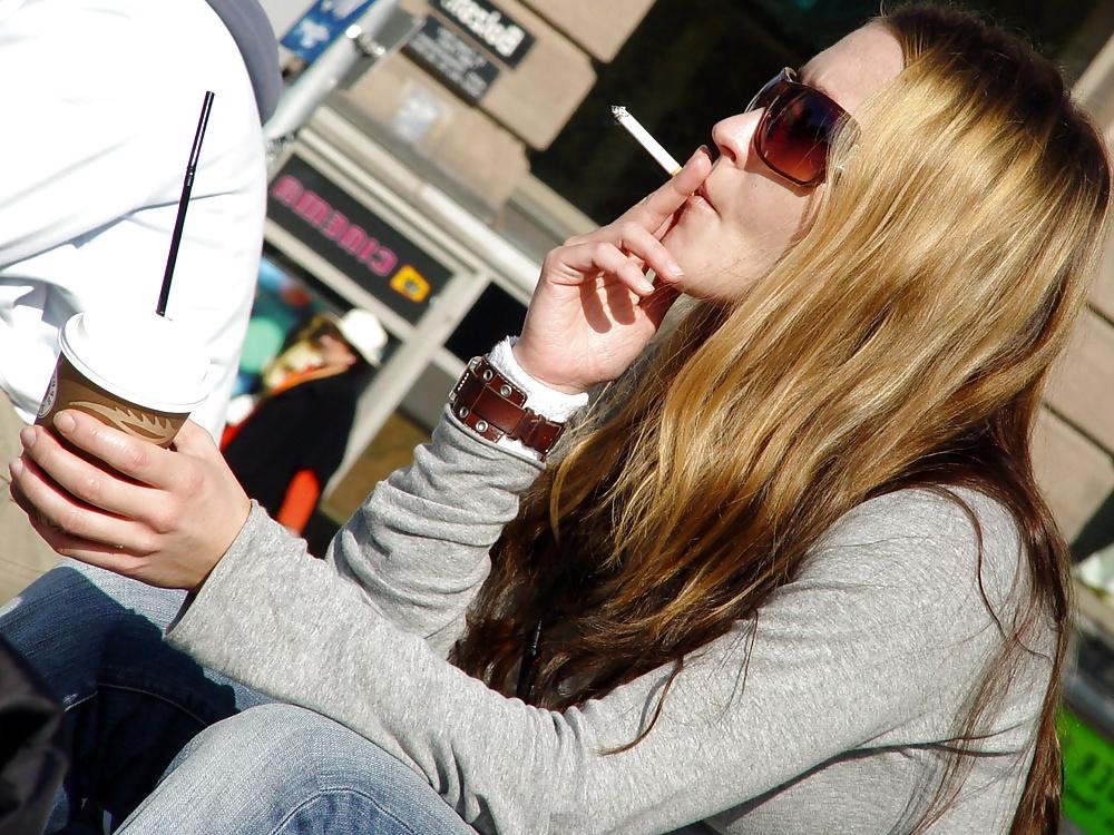 25P Women Smoking Cigarettes