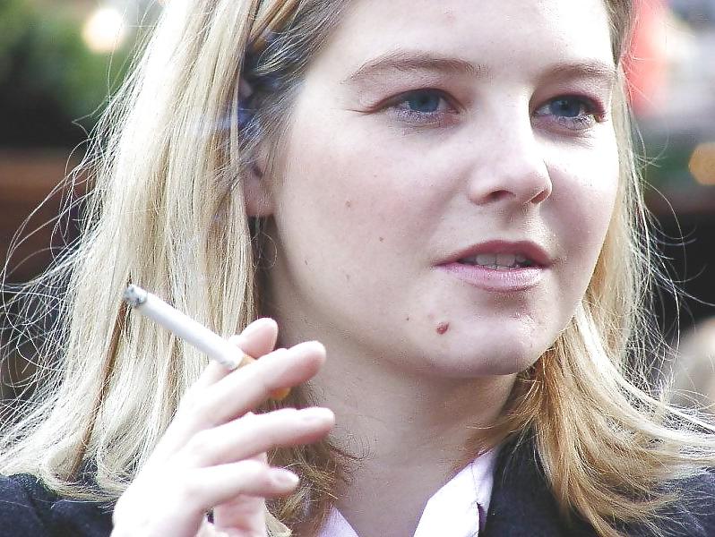 25P Women Smoking Cigarettes