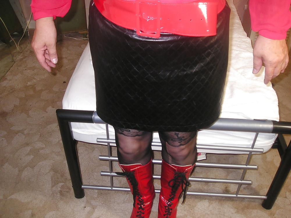 18P Red Boots
