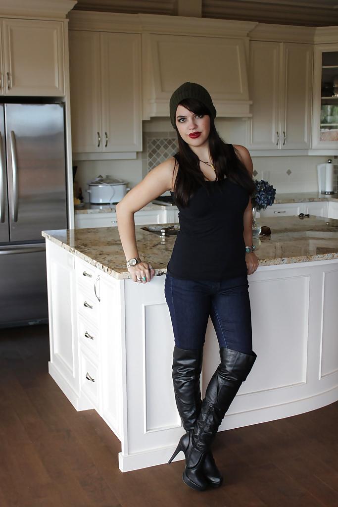 25P Leather High Heels And Boots