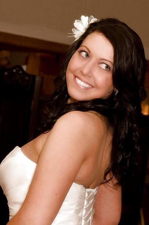 25P Exposed american bride courtney