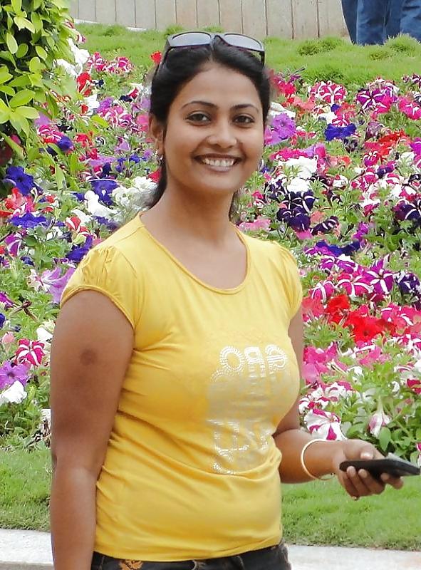 15P Hot indian babe