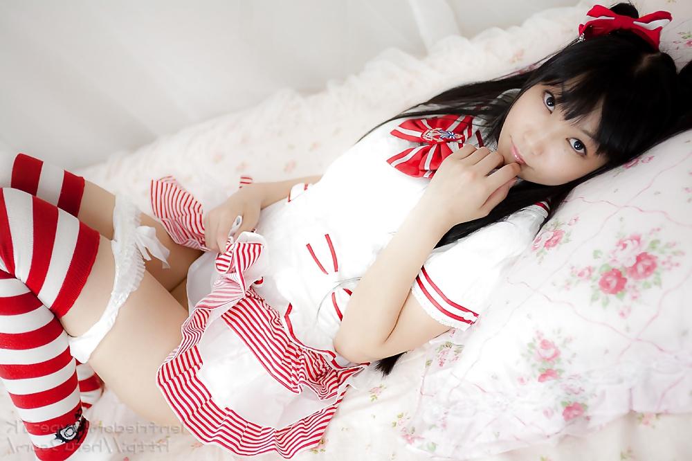 25P Caught with their pants down - cosplay edition