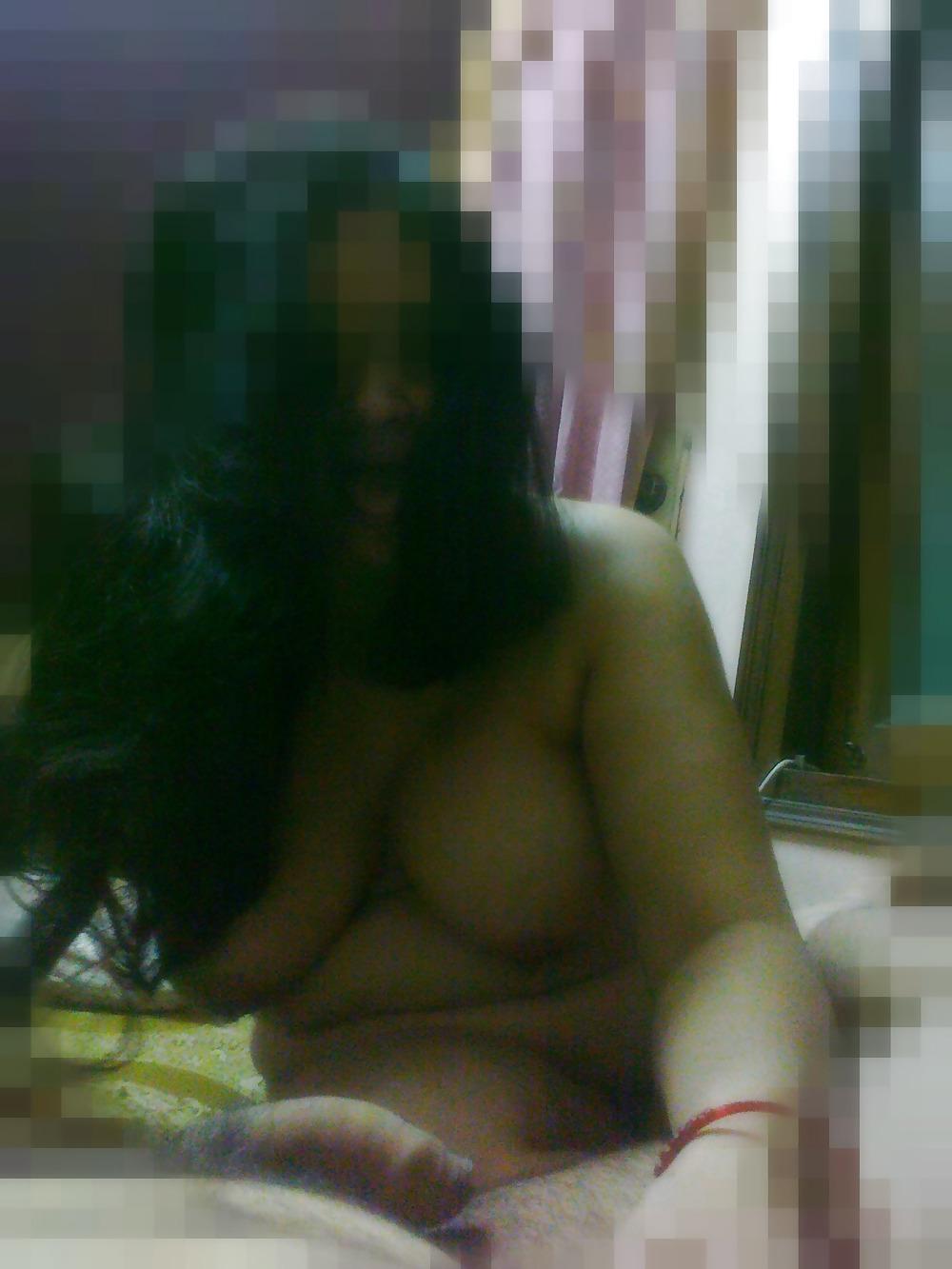 13P Indian aunty pussy