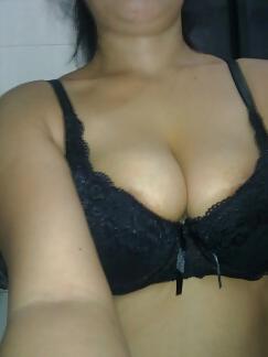 5P Preview - Horny Pinoy maid in SG