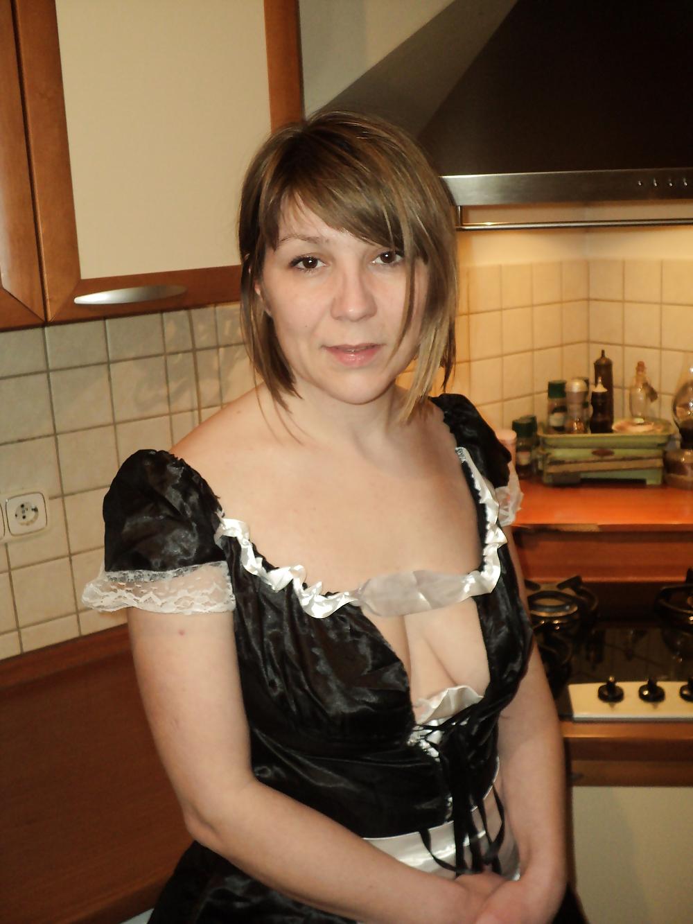 7P Slutwife Sonya - Obedient maid