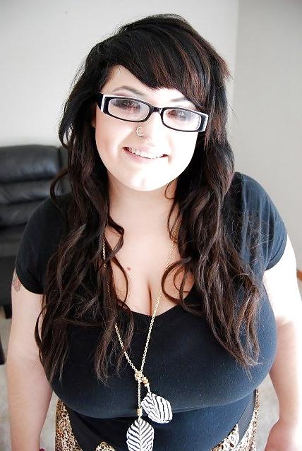 25P Webtastic Boobs Vol.534