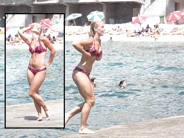 25P Serbian sport babes