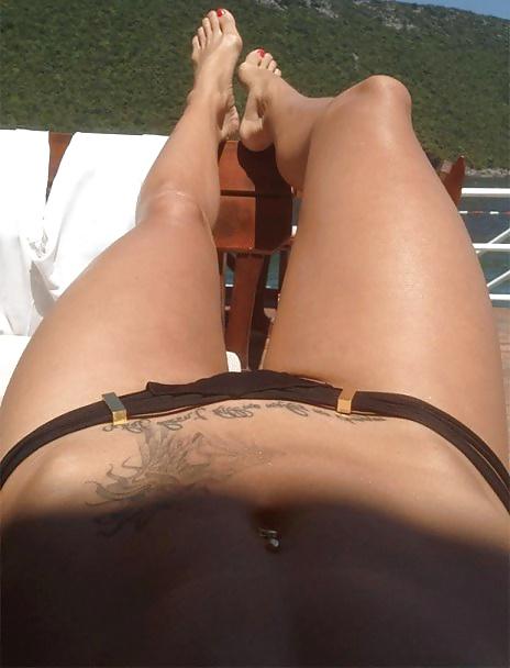 25P Serbian sport babes