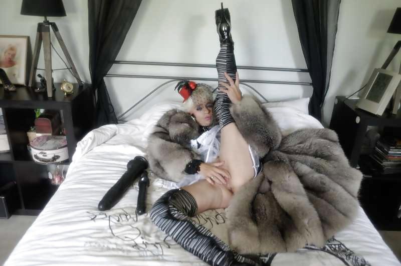 13P French Maid in heels boots and fur