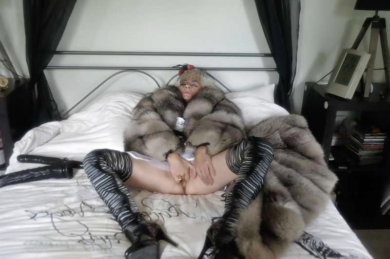 13P French Maid in heels boots and fur