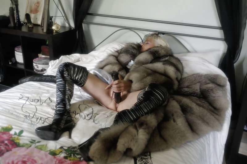 13P French Maid in heels boots and fur