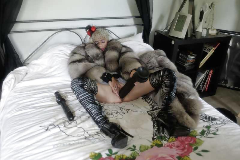 13P French Maid in heels boots and fur