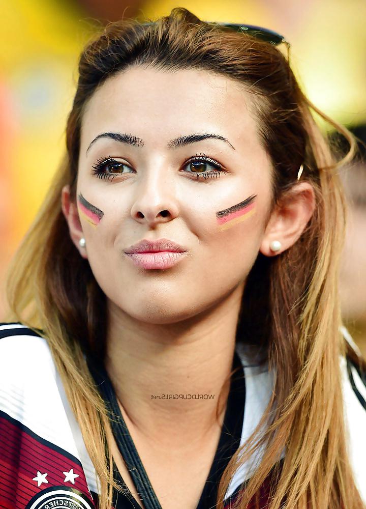 25P World Cup Girls Babes
