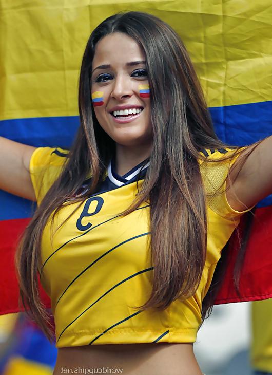 25P World Cup Girls Babes