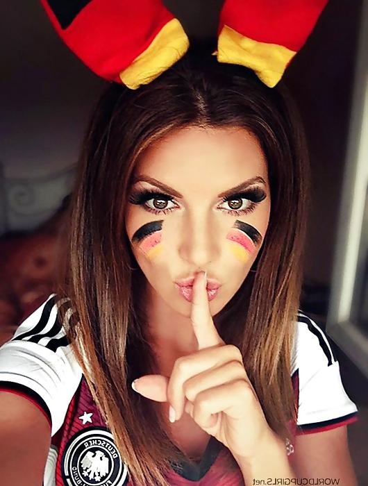 25P World Cup Girls Babes