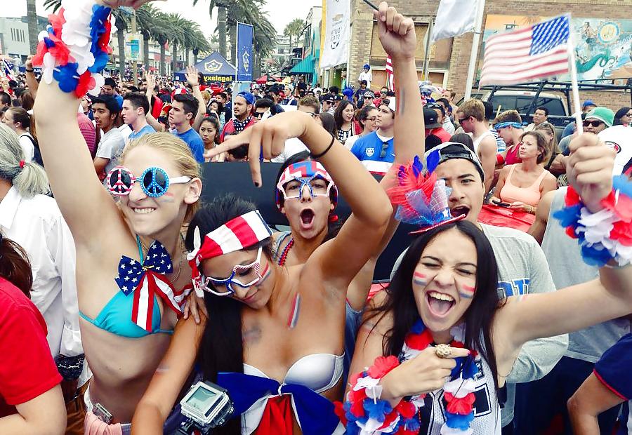 25P World Cup Girls Babes