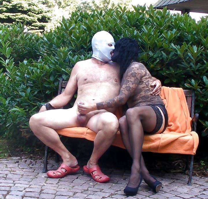 8P Nylon suck fuck in the Garden with Daddy