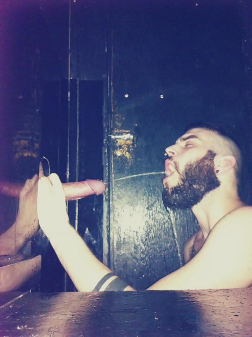 13P Glory hole