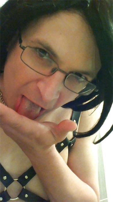 25P Masturbation without erection and eating my own cum