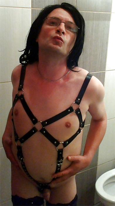 25P Masturbation without erection and eating my own cum