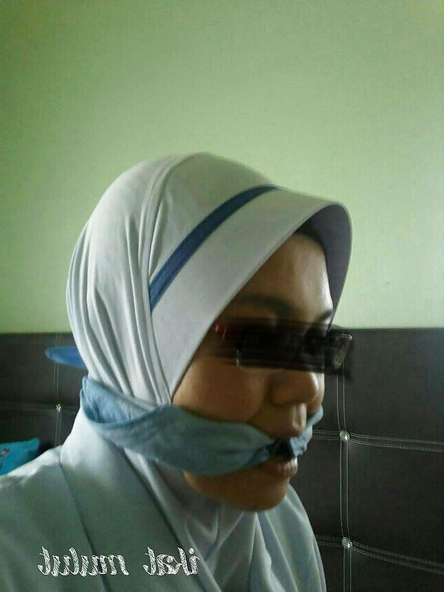 25P Jilbab Tudung Bondage Tied