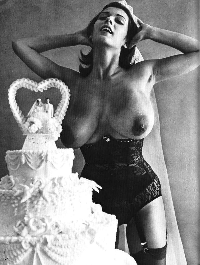25P Vintage boobs 4