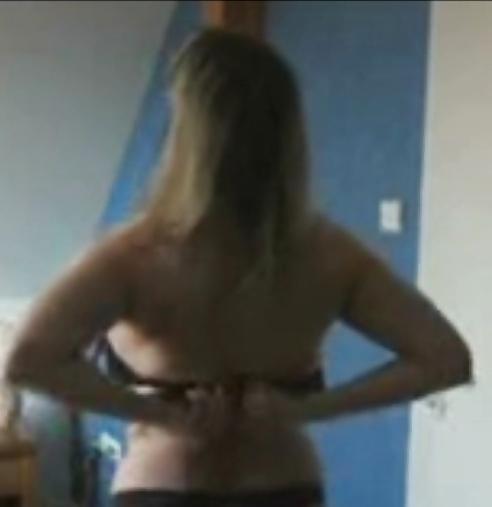 11P Caught Mom Undressing