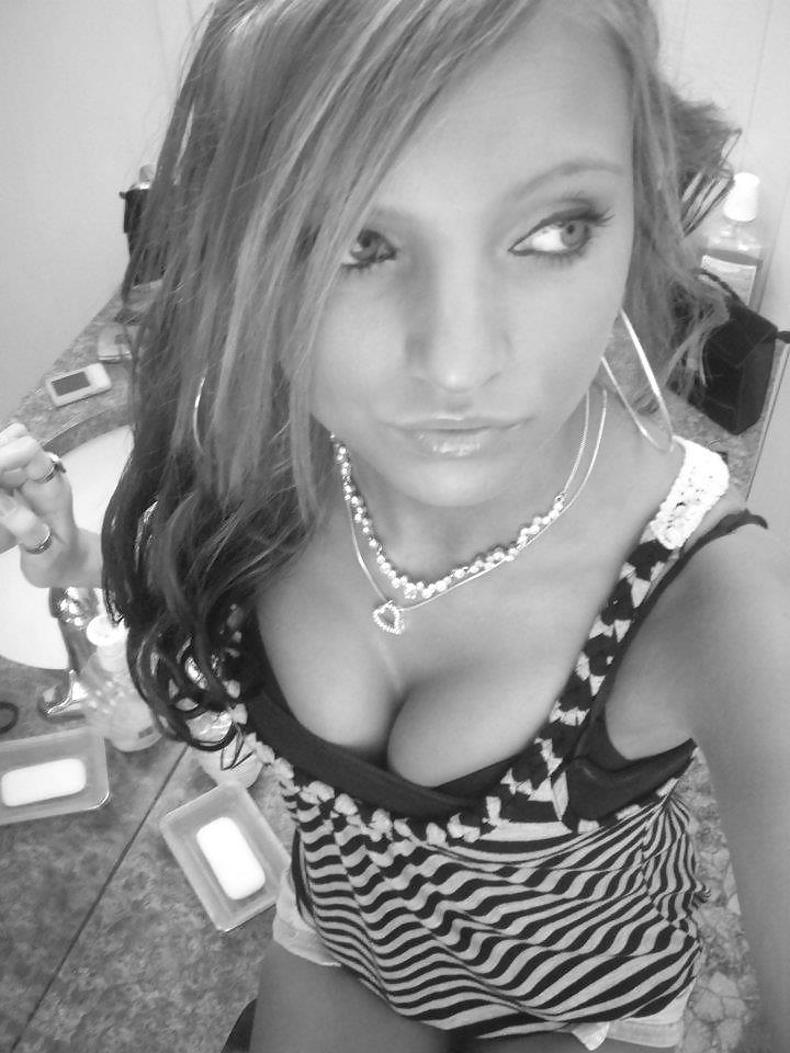 25P MEGA BIG BOOBS GIRLS ALBUM Rate Comment CUM 