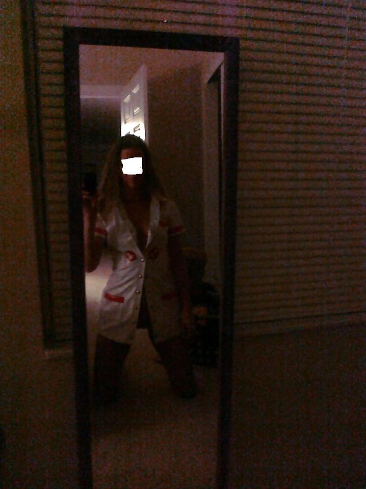 18P Random pics she sent to my phone