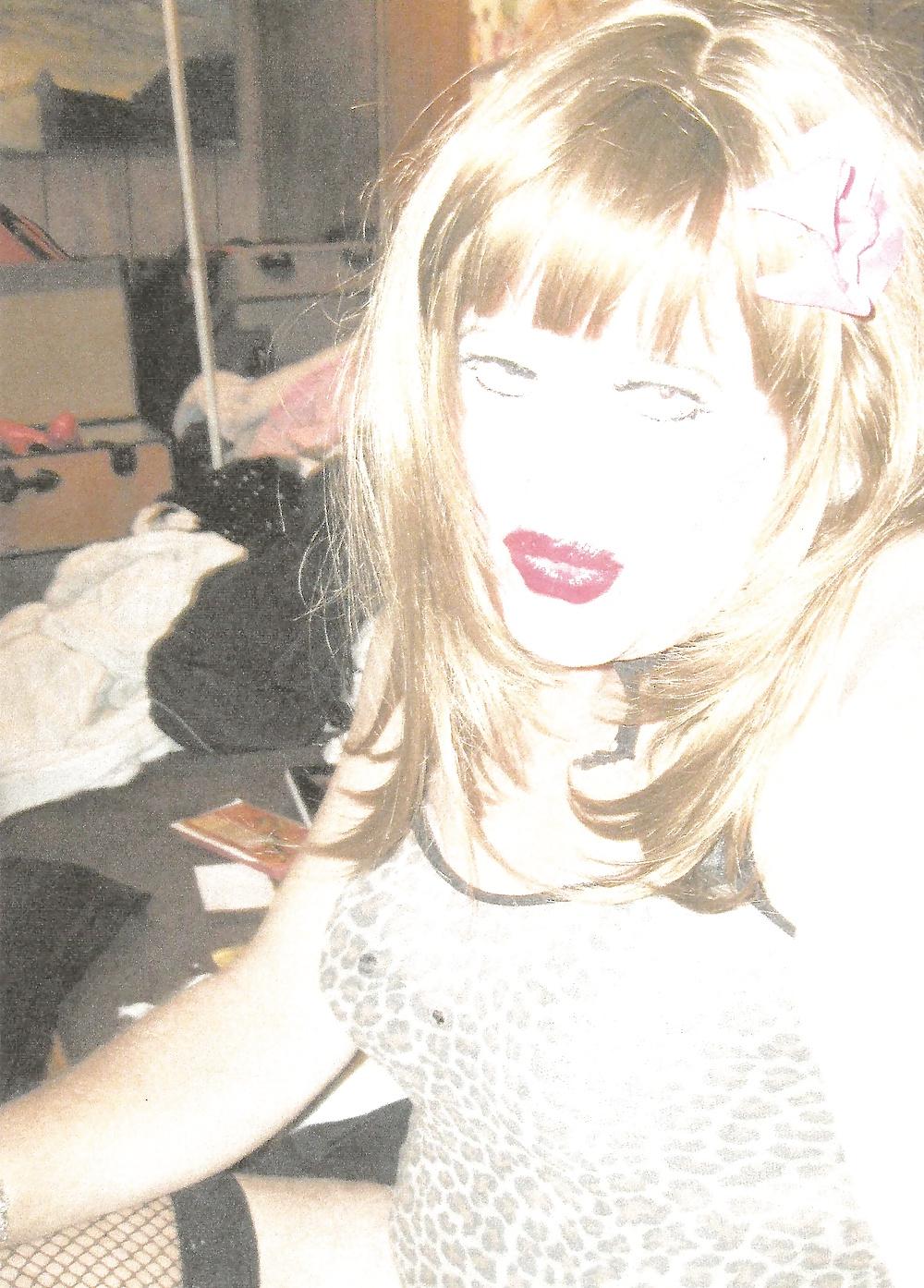 9P More smoking sissies