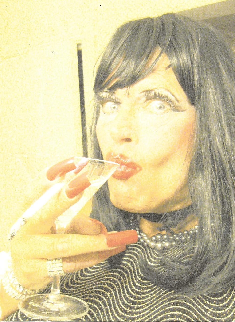 9P More smoking sissies