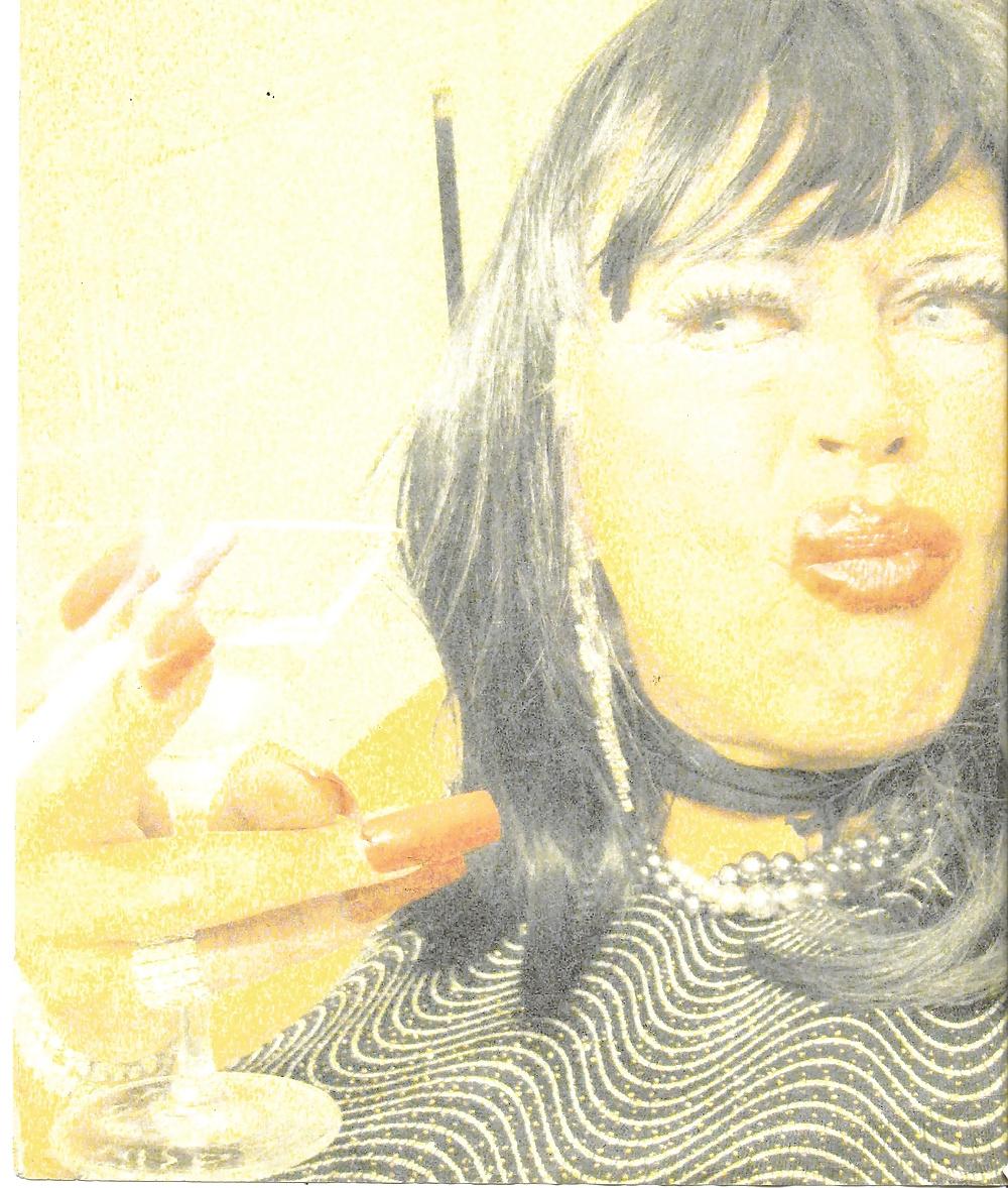 9P More smoking sissies