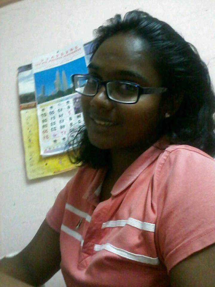 24P Malaysian tamil gf nisha