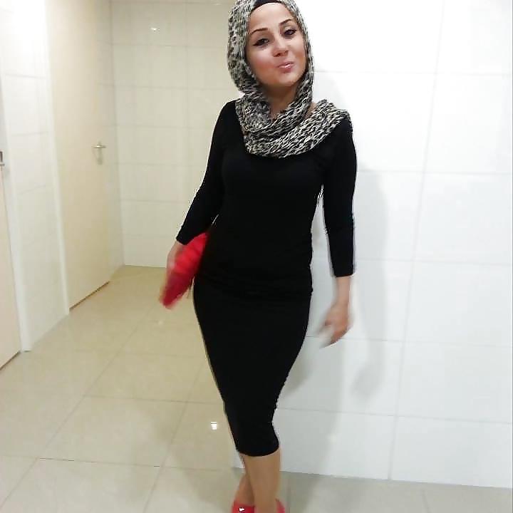 25P Beurette Hijab 2