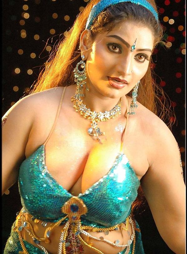25P Indian pornstar-babilona