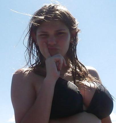 18P Huge tits