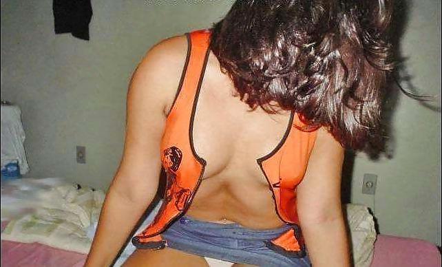 25P Anon Latin lesbian Couple