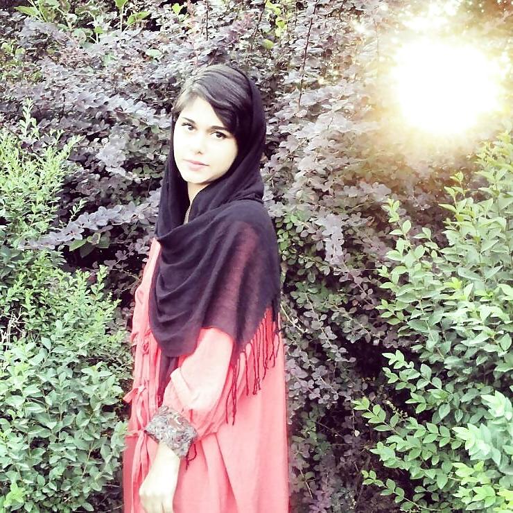 10P Beautiful Persian FB Teen Babe