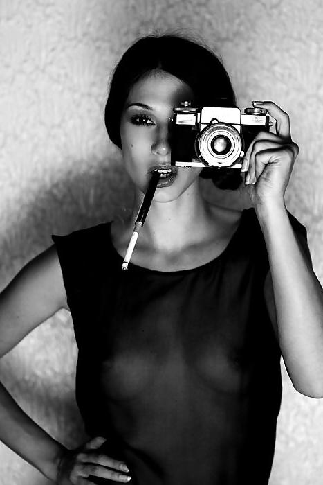 12P Elegance smoking....