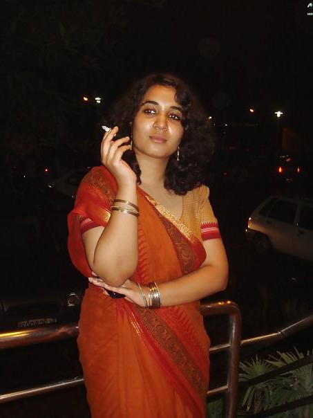 15P Indian teen nude 200