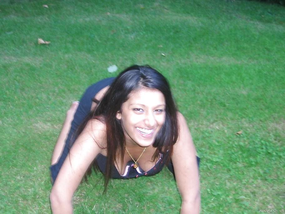 22P Indian teen nude 240