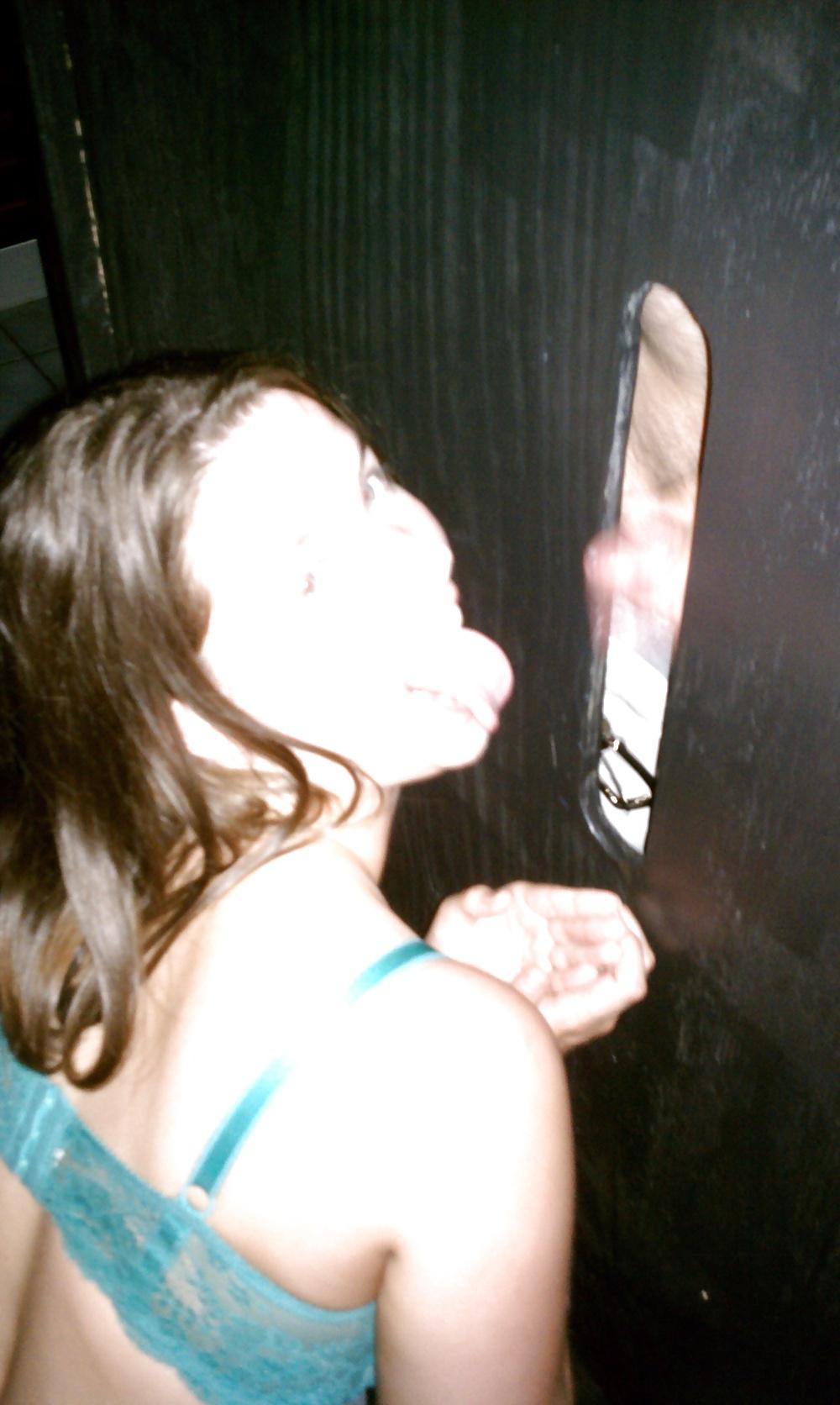 25P Gloryhole Sluts