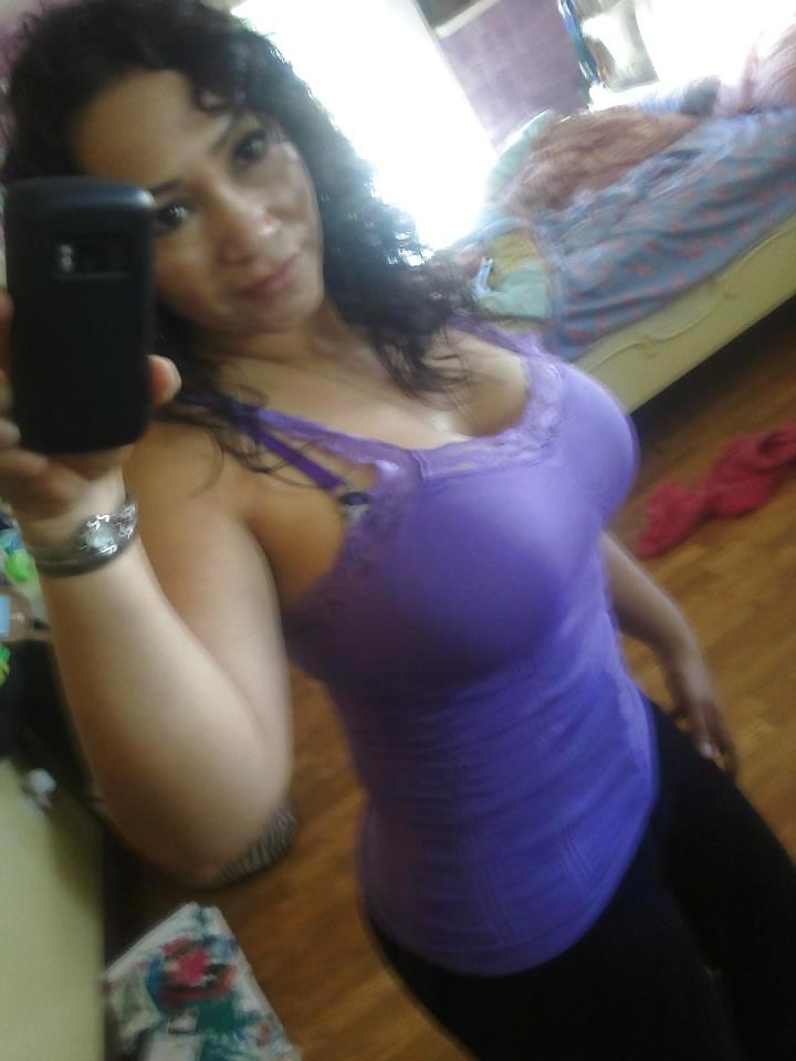 25P Fat Mexican breasts bitch big boobs whore selfie cam shot