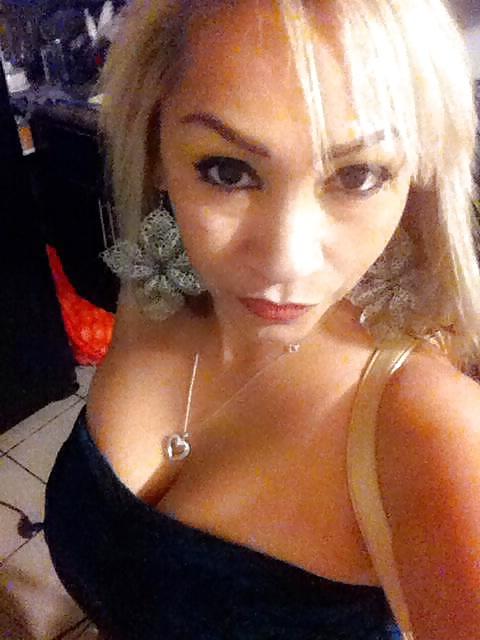 25P Fat Mexican breasts bitch big boobs whore selfie cam shot