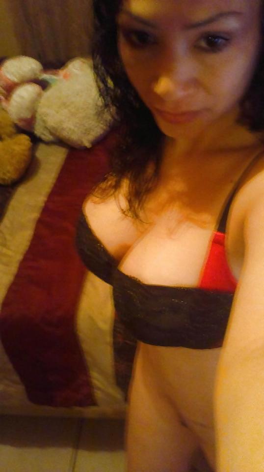 25P Fat Mexican breasts bitch big boobs whore selfie cam shot