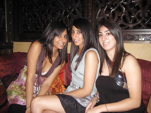14P Indian teen nude 330
