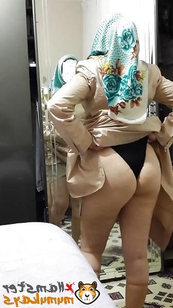 15P Turkish Ass Pics Part 13 (Only Hijab)