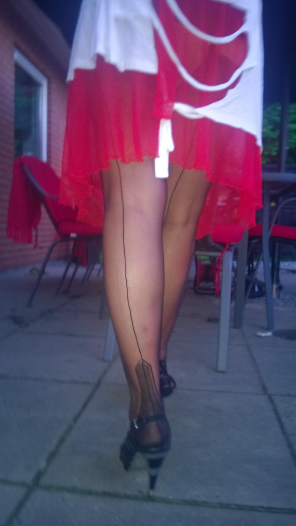 25P FF stockings in garden